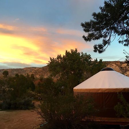 Escalante Yurts - Luxury Lodging Екстериор снимка