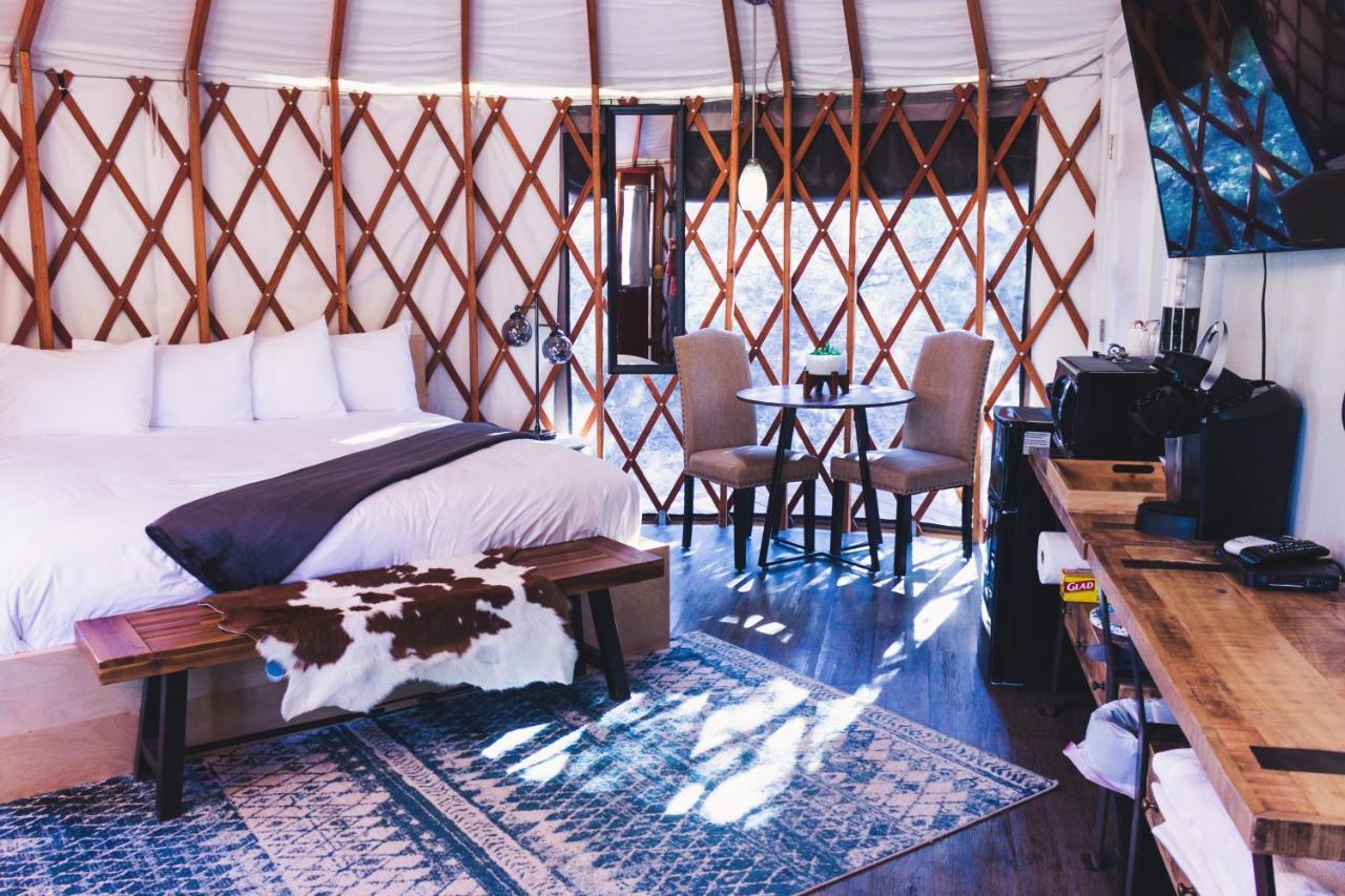 Escalante Yurts - Luxury Lodging Екстериор снимка