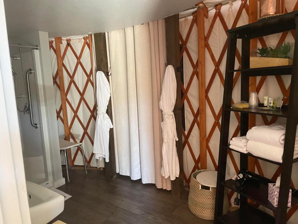 Escalante Yurts - Luxury Lodging Екстериор снимка