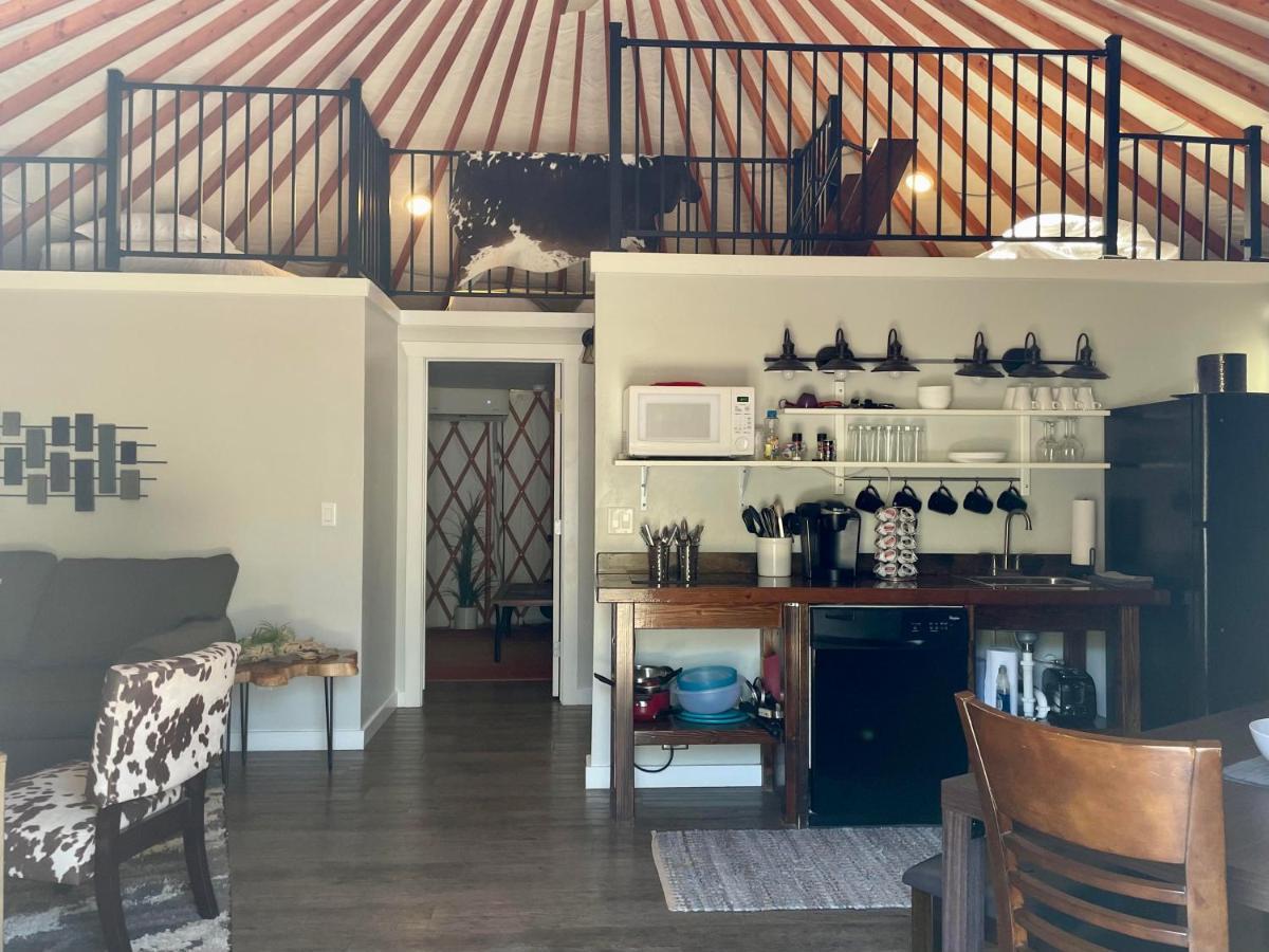 Escalante Yurts - Luxury Lodging Екстериор снимка