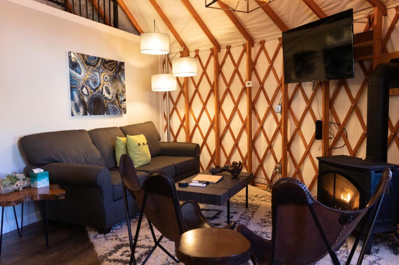 Escalante Yurts - Luxury Lodging Екстериор снимка