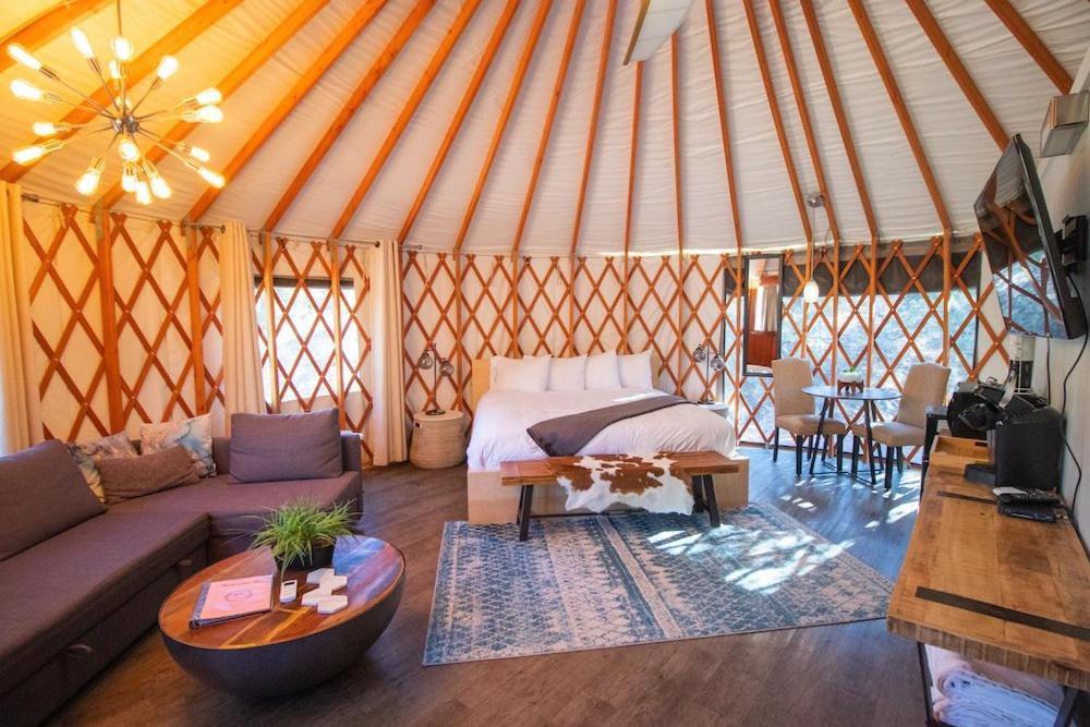 Escalante Yurts - Luxury Lodging Екстериор снимка