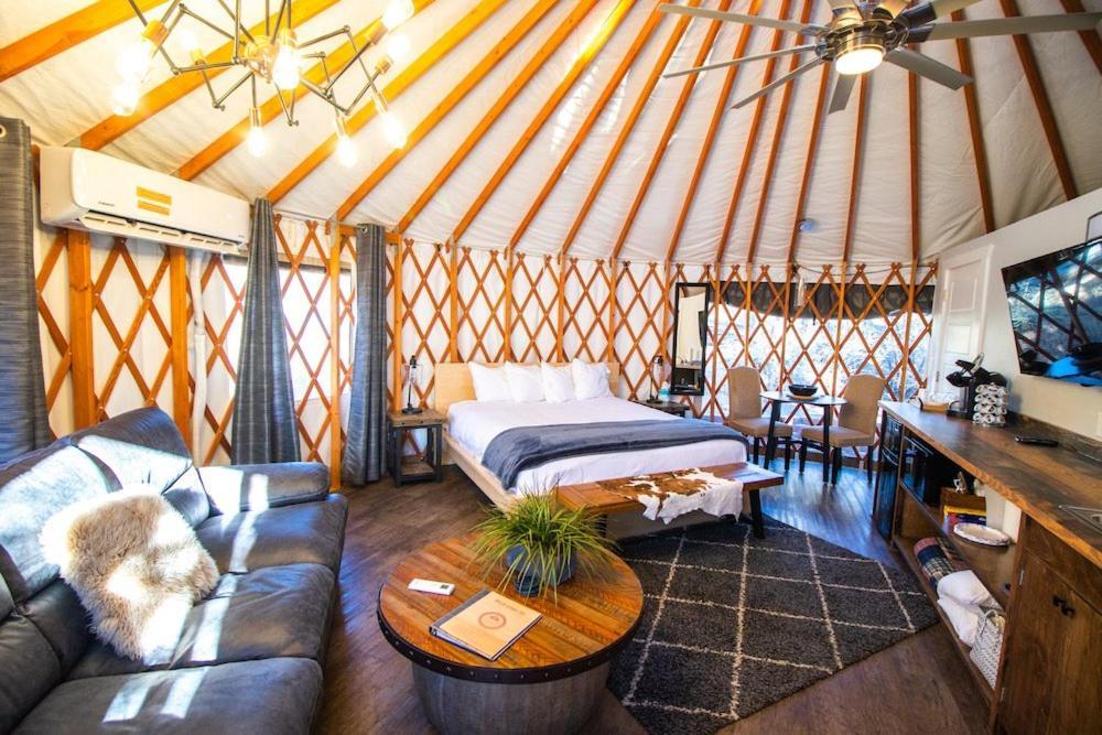 Escalante Yurts - Luxury Lodging Екстериор снимка